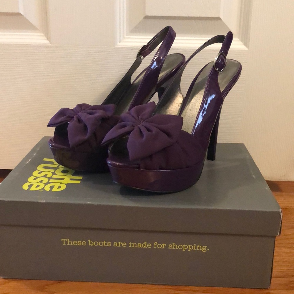 Purple sling-back heels